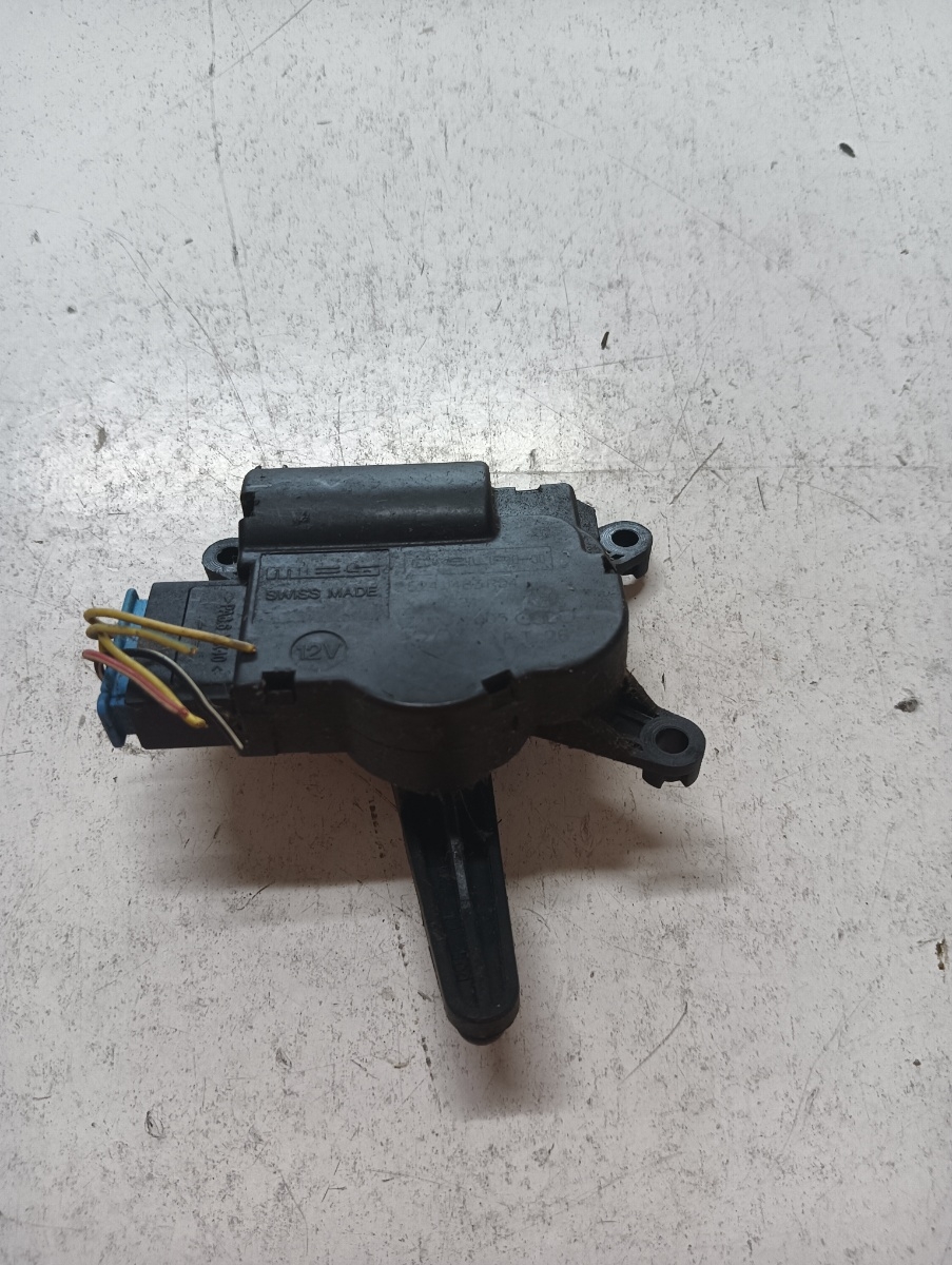 Motoras/actuator clapeta aer VOLKSWAGEN TOUAREG 7LA, 7L6, 7L7 2002 - 2013 – foto 2