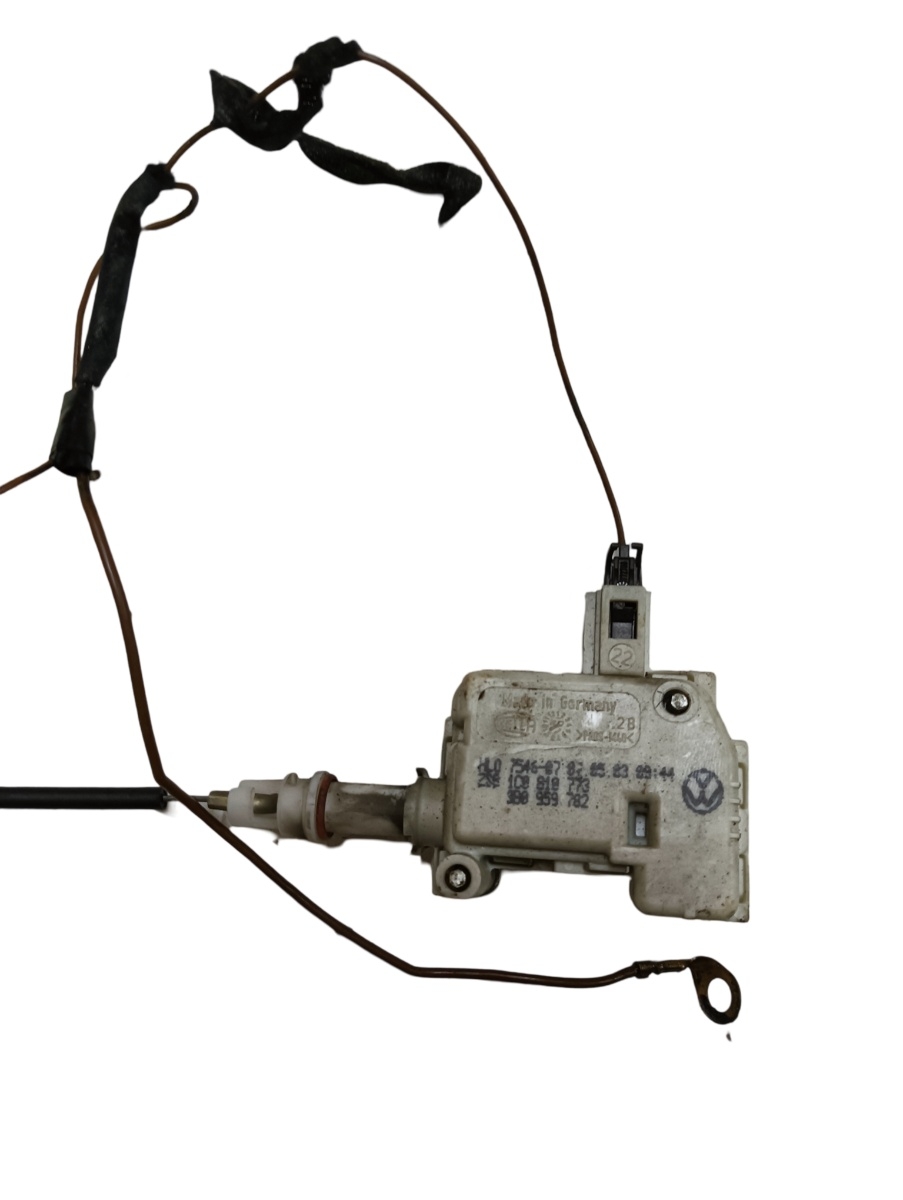 Motoras blocare usita rezervor combustibil VOLKSWAGEN GOLF IV 1J1 1997 - 2007 HELLA 3b0959782 – foto 2