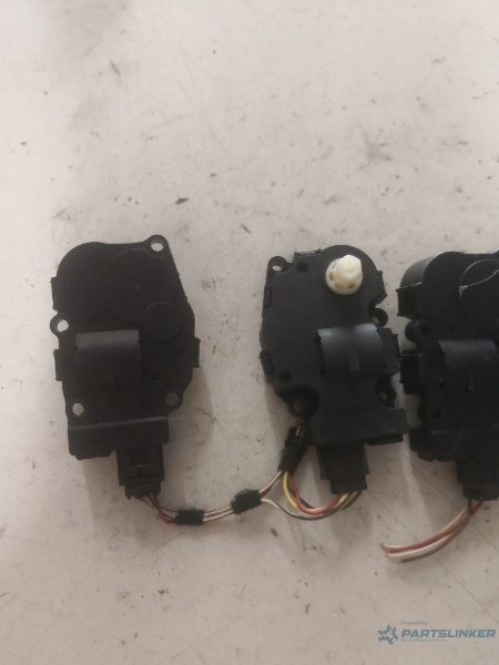 Motoras clapeta aeroterma AUDI A4 IV (8K2, B8) [ 2007 - 2015 ] OEM 9749005 – foto 2