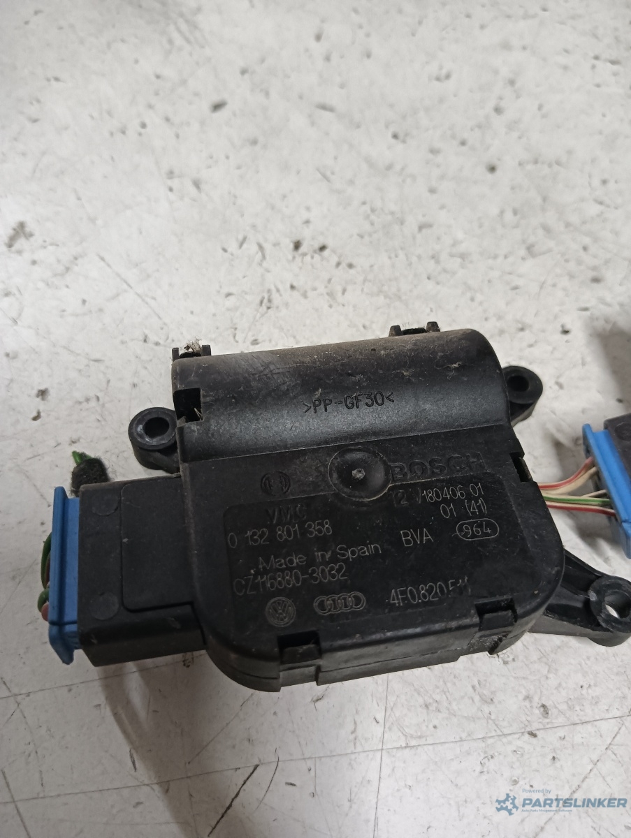Motoras clapeta aeroterma AUDI A6 III Avant (4F5, C6) [ 2005 - 2011 ] OEM 0132801358 – foto 2