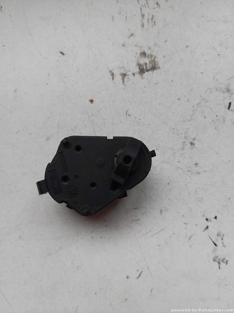 Motoras clapeta aeroterma BMW 5 (E60) [ 2001 - 2010 ] OEM 69303039 – foto 2