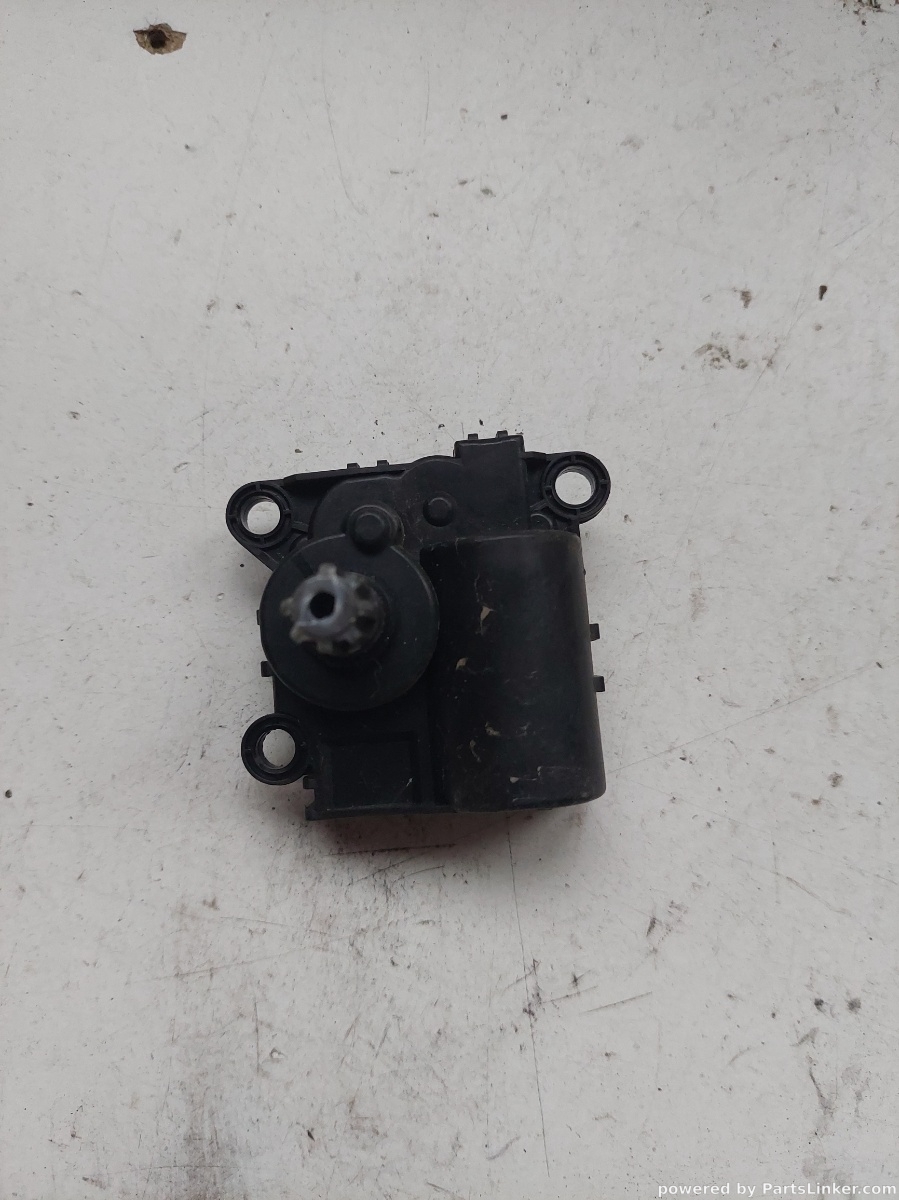 Motoras clapeta aeroterma HYUNDAI TUCSON III (TLE)  [ 2015 - > ] OEM D332nffaa01 – foto 2