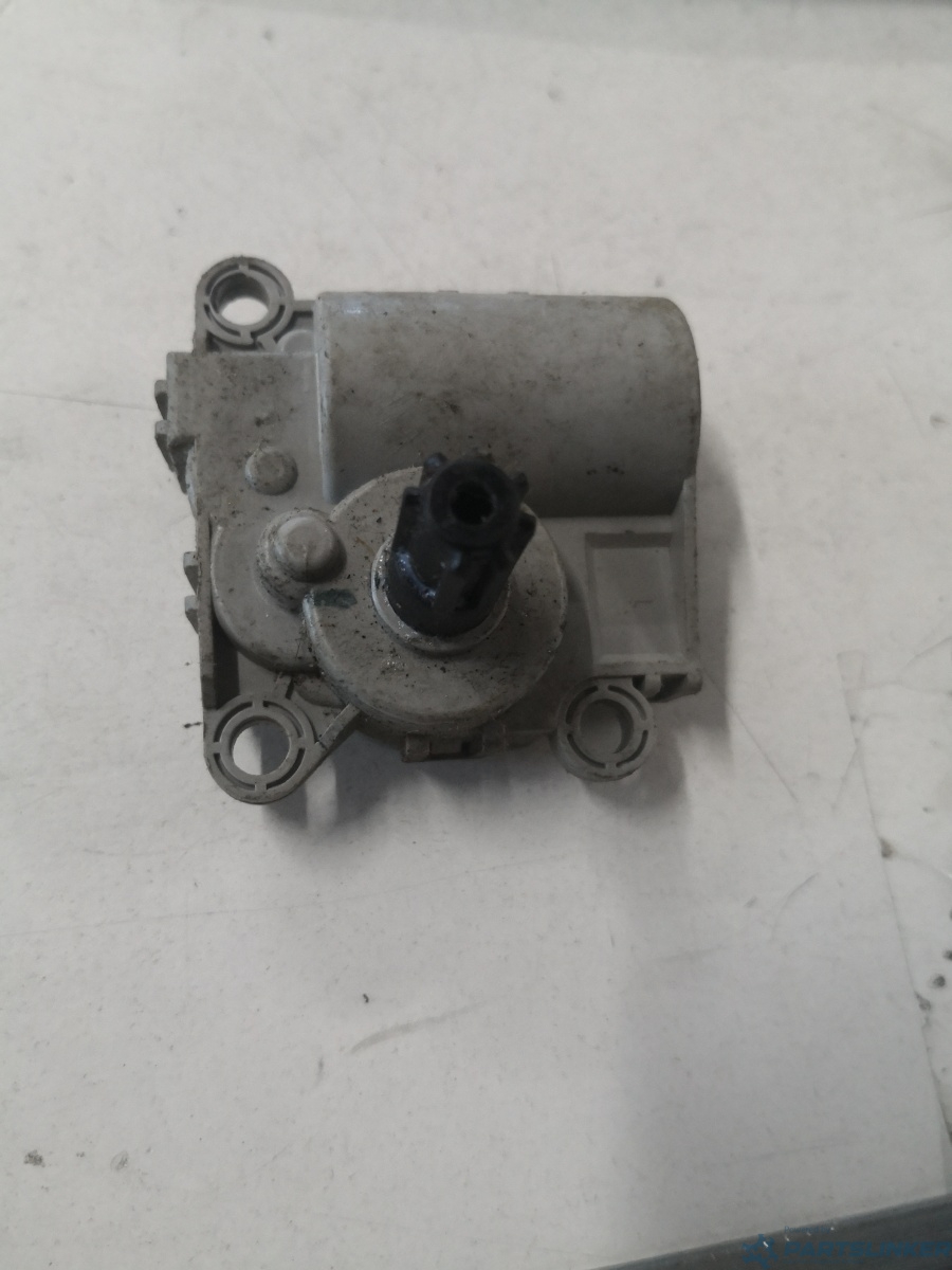 Motoras clapeta aeroterma HYUNDAI TUCSON III (TLE)  [ 2015 - > ] OEM Hvccd267nffla01 – foto 2
