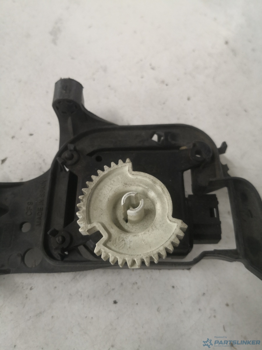 Motoras clapeta aeroterma SEAT IBIZA III (6K1) [ 1999 - 2002 ] OEM 309368300c – foto 2