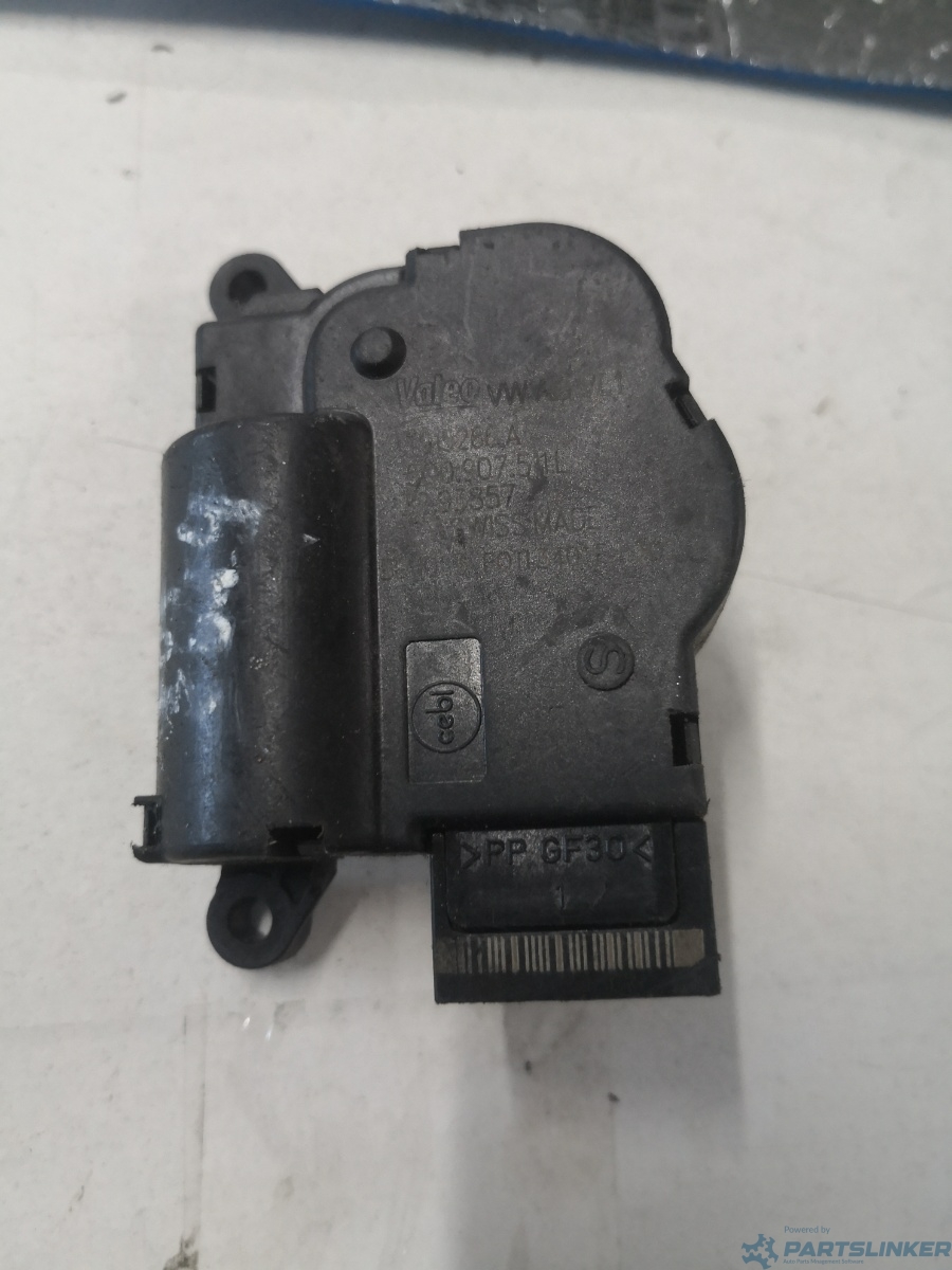 Motoras clapeta aeroterma SKODA OCTAVIA III (5E3, NL3, NR3) [ 2012 - > ] OEM 5q0907511l