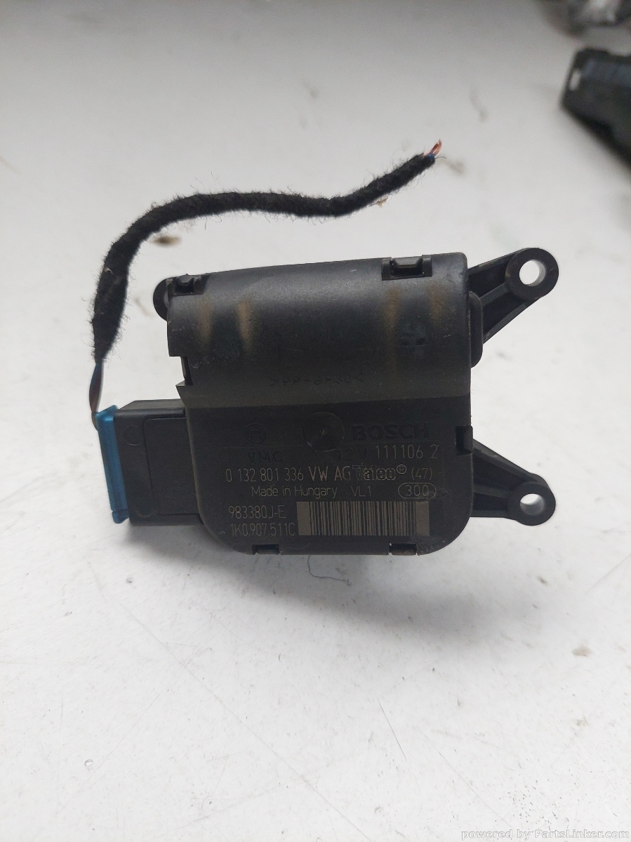Motoras clapeta aeroterma VOLKSWAGEN CADDY (6K9, 9E7, 9E9) [ 2002 - 2009 ] OEM 0132801336