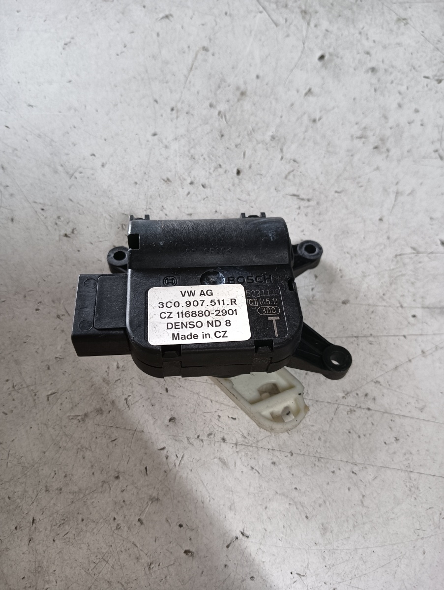 Motoras clapeta aeroterma VOLKSWAGEN GOLF VI (5K1) [ 2008 - 2013 ] OEM 3c0907511r