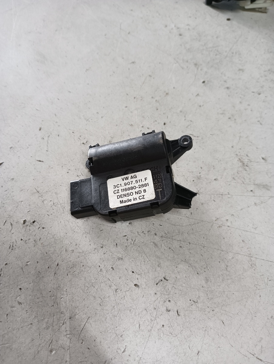 Motoras clapeta aeroterma VOLKSWAGEN GOLF VI (5K1) [ 2008 - 2013 ] OEM 3c1907511f – foto 2