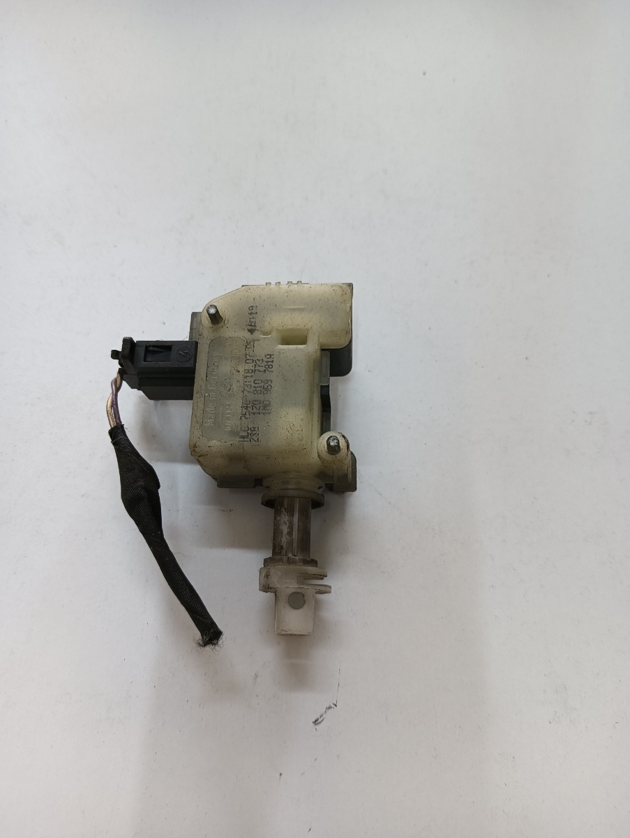 Motoras deschidere rezervor  SEAT LEON II 1P1 2005 - 2013 1z0810773 – foto 2