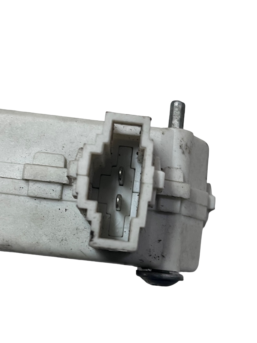 Motoras deschidere usita rezervor combustibil AUDI A6 III Avant 4F5, C6 2005 - 2011 4F0862153B – foto 2