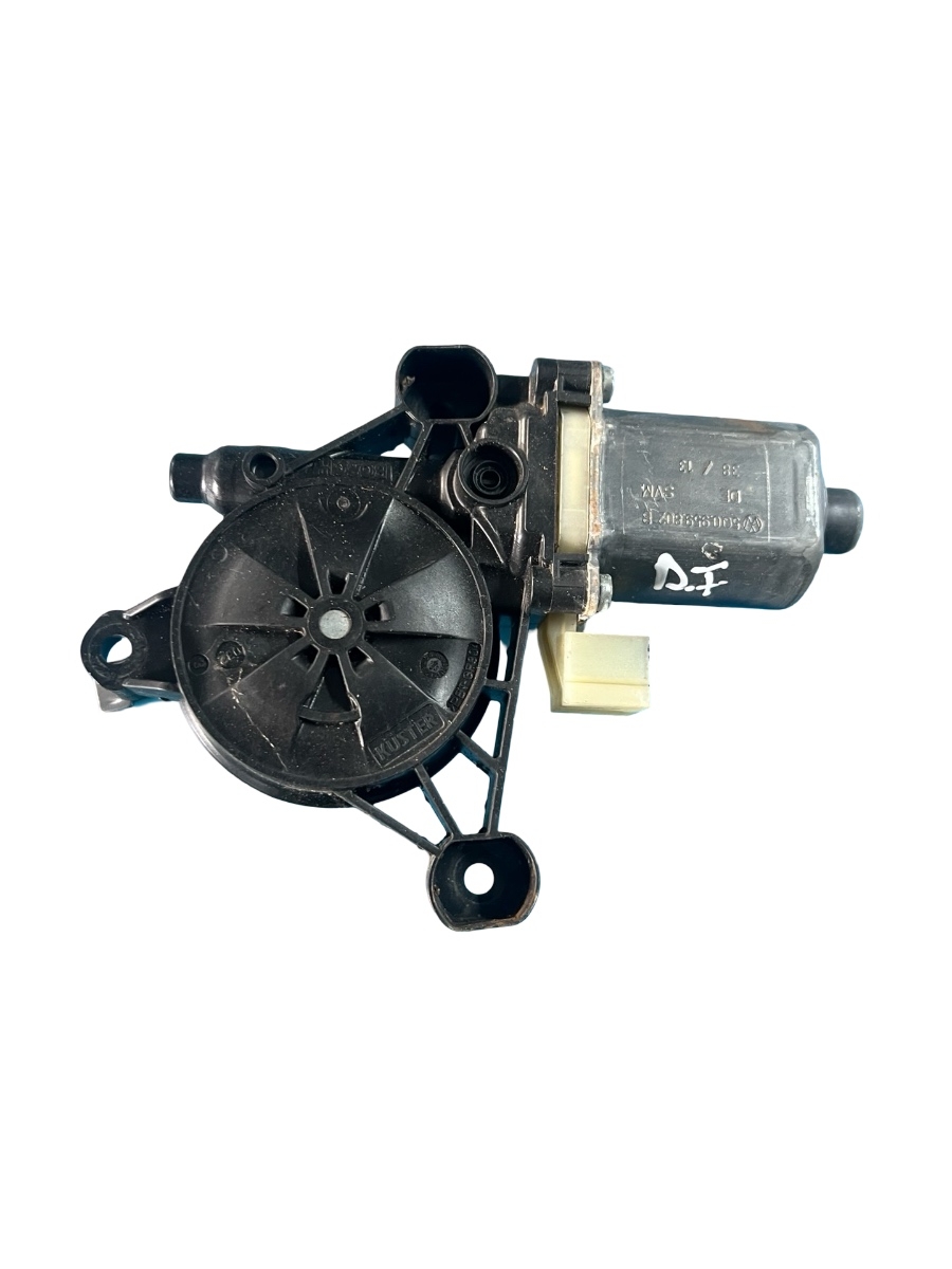 Motoras geam dreapta fata SKODA OCTAVIA Combi 5E5 2012 - > TDI CKFC, CRMB, CYKA BOSCH 0130822716 5Q0959802B – foto 2