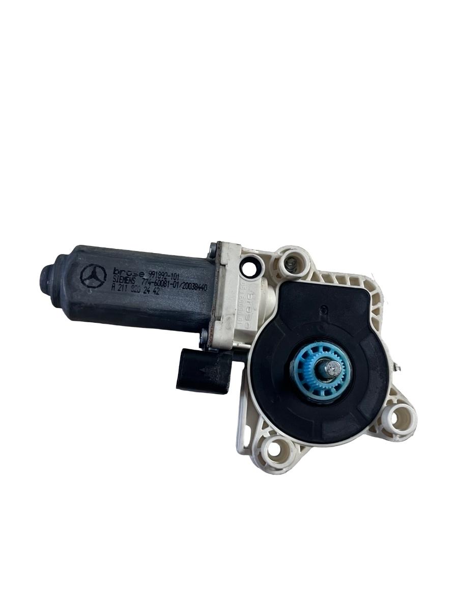 Motoras geam dreapta spate MERCEDES-BENZ E-CLASS W211 Break 2002 - 2009 A2118202442 – foto 3