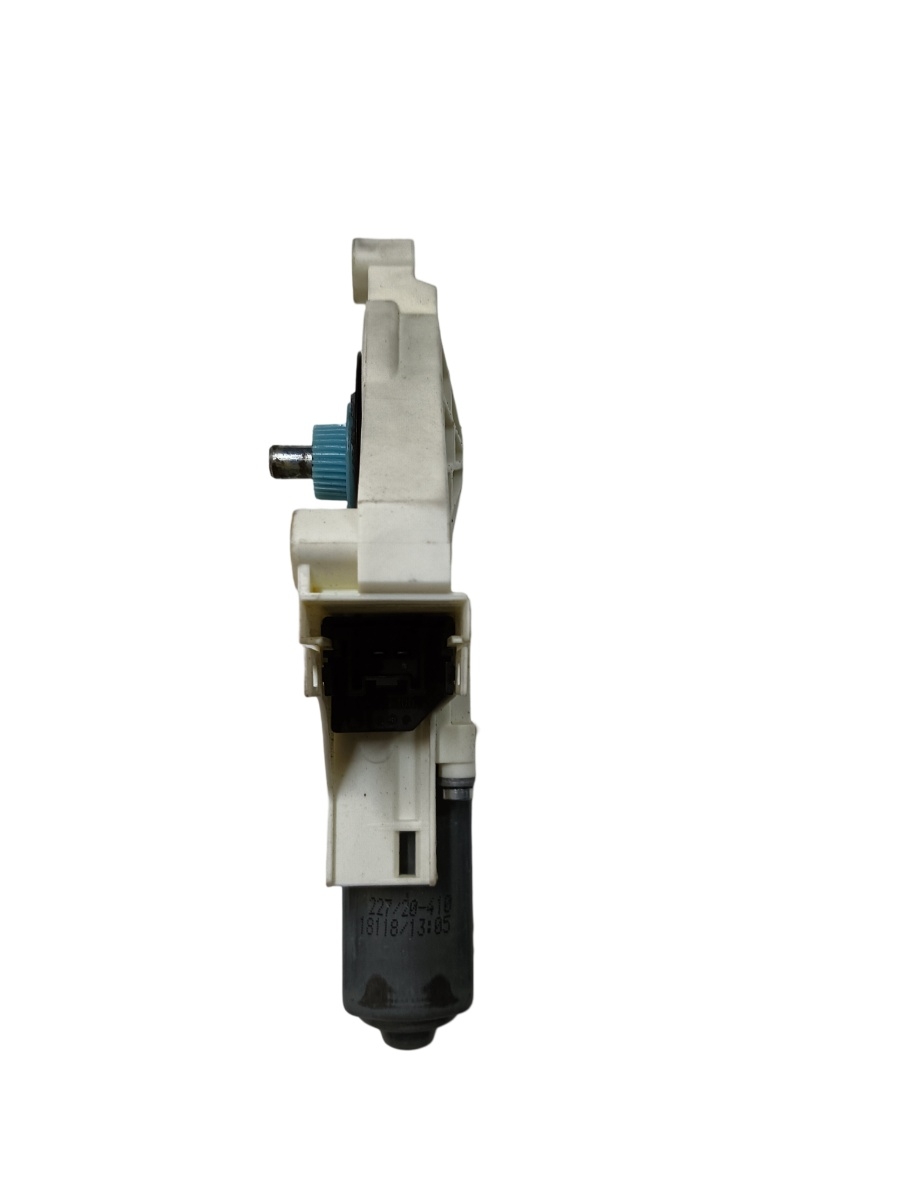 Motoras geam pivotant dreapta fata AUDI A4 IV 8K2, B8 2007 - 2015, AUDI A4 IV Avant 8K5, B8 2007 - 2015 VAG 8k0959802a – foto 2
