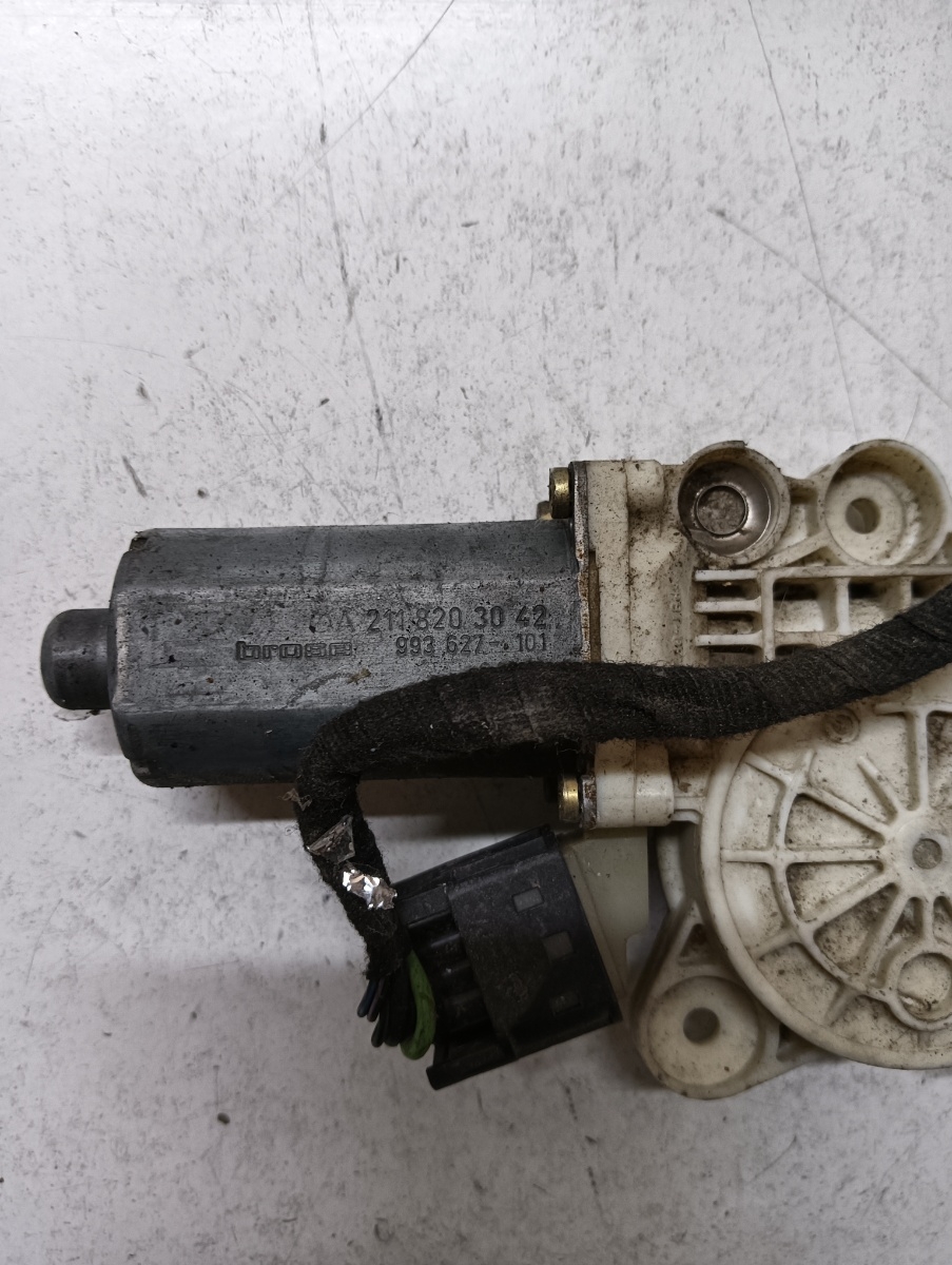 Motoras geam pivotant dreapta fata MERCEDES-BENZ E-CLASS W211 2002 - 2009 – foto 2