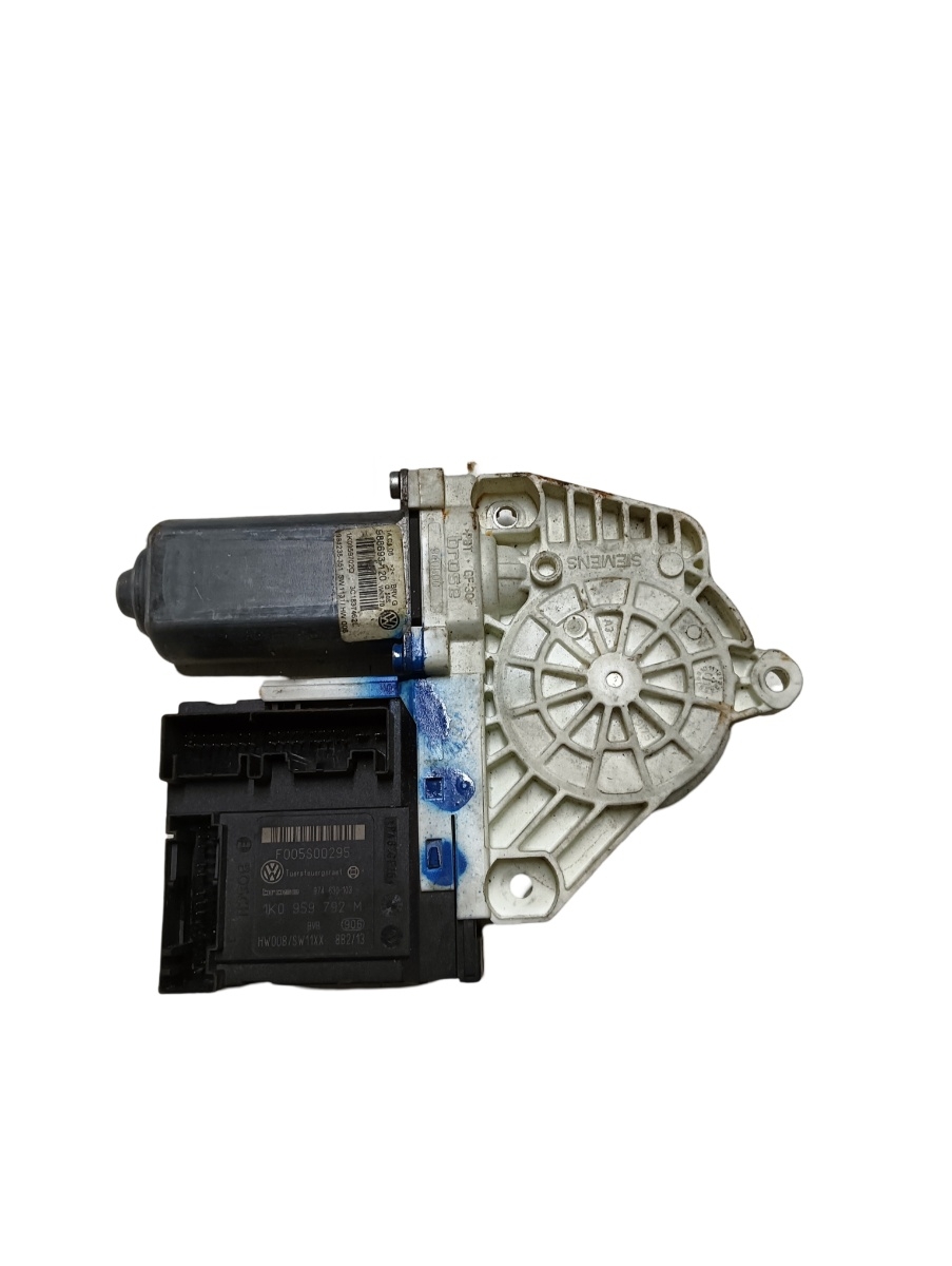 Motoras geam pivotant dreapta fata VOLKSWAGEN PASSAT 3C2 2005 - 2010