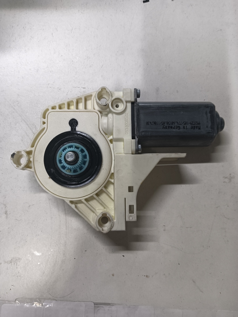 Motoras geam pivotant dreapta fata VOLKSWAGEN PASSAT Variant 3C5 2005 - 2011 980852114 1k0959792l – foto 2