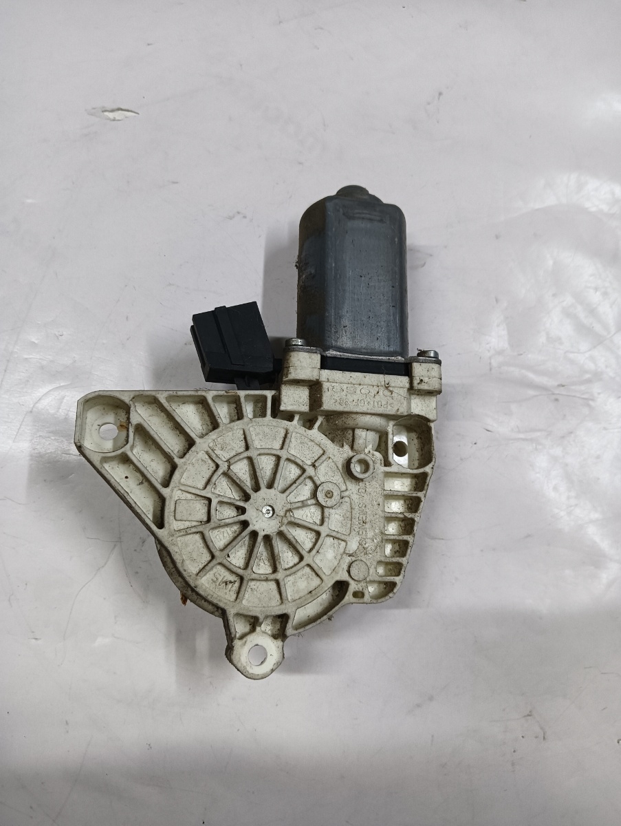 Motoras geam pivotant dreapta spate MERCEDES-BENZ S-CLASS II W221, C215 2005 - 2013 – foto 2