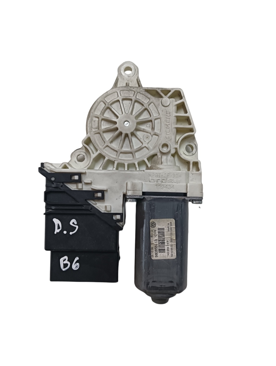 Motoras geam pivotant dreapta spate VOLKSWAGEN PASSAT 3C2 2005 - 2010 973622105