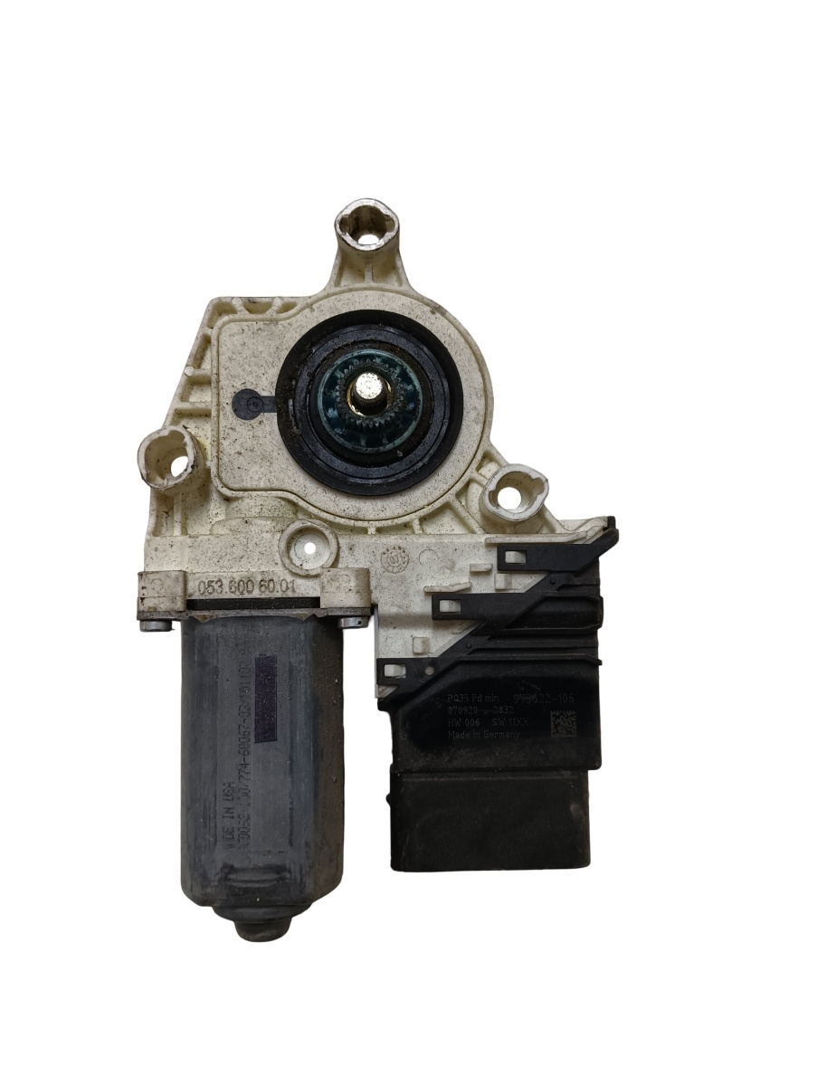 Motoras geam pivotant dreapta spate VOLKSWAGEN PASSAT 3C2 2005 - 2010 973622106 – foto 2