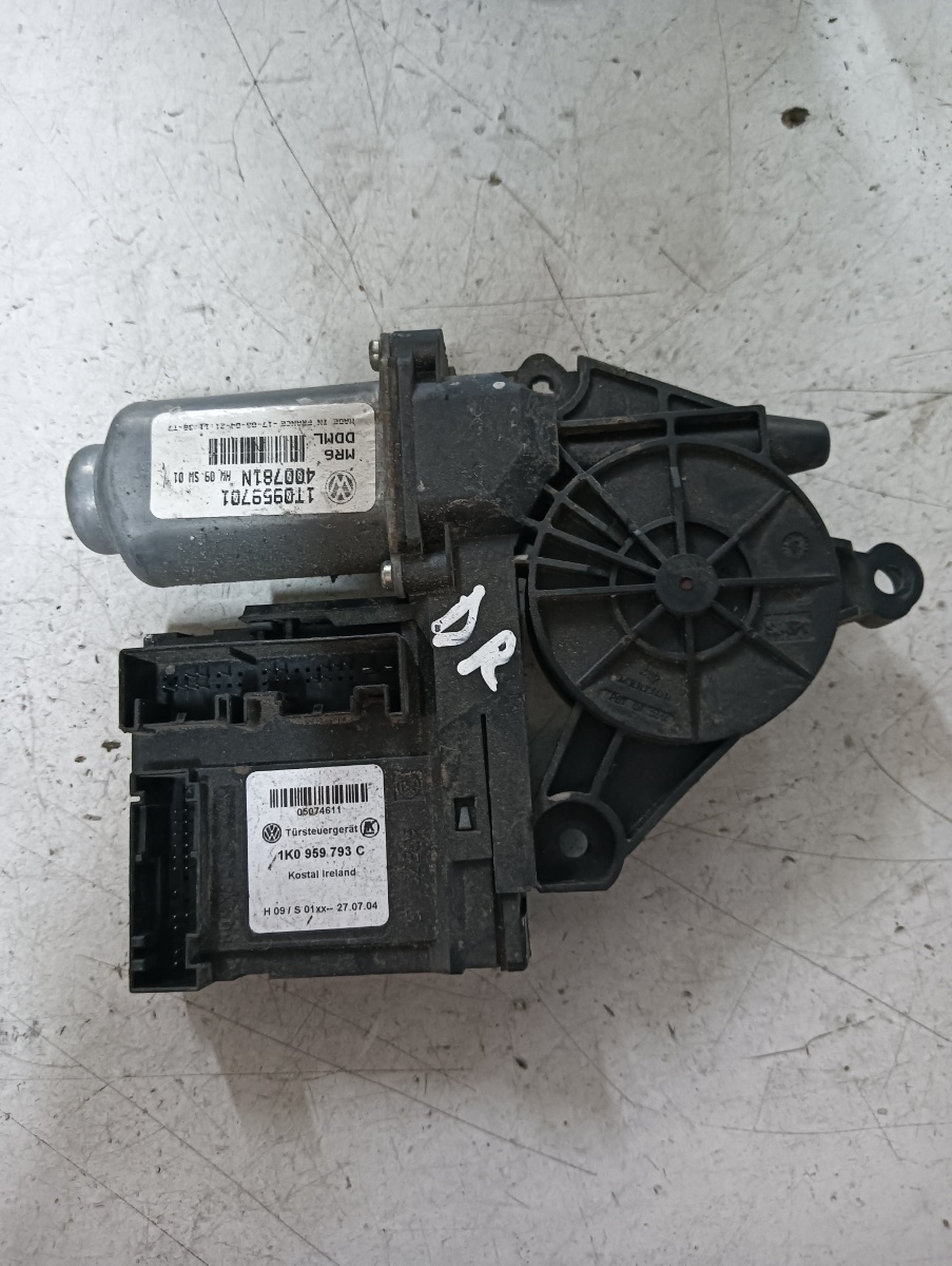 Motoras geam pivotant stanga fata SKODA OCTAVIA II Combi 1Z5 2004 - 2013 1k0959793c