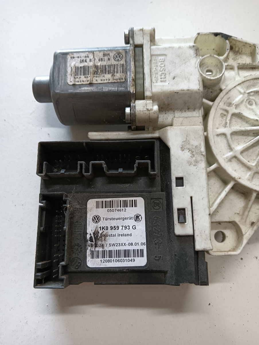 Motoras geam pivotant stanga fata VOLKSWAGEN GOLF V 1K1 2003 - 2009 1k0959793g – foto 2