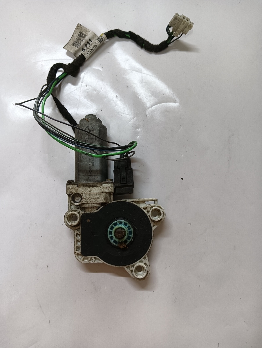 Motoras geam pivotant stanga spate MERCEDES-BENZ E-CLASS W211 2002 - 2009 991893100 – foto 2