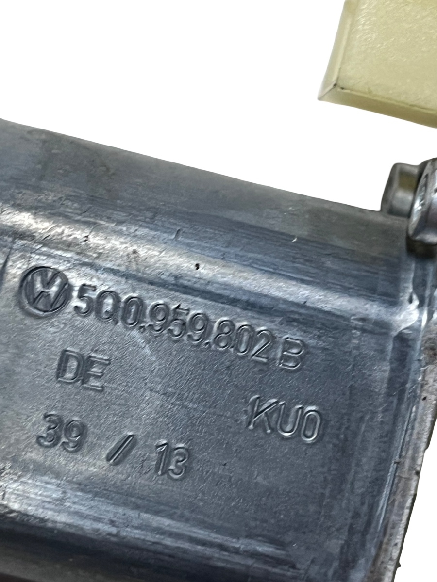 Motoras geam stanga fata AUDI A3 III (UK) 8V1, 8VK 2012 -> 5Q0959802B – foto 4