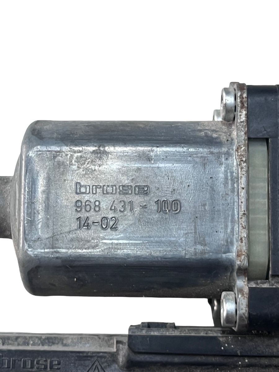 Motoras geam stanga fata RENAULT GRAND SCENIC III JZ0/1_ 2009 -> 968431-100 – foto 3
