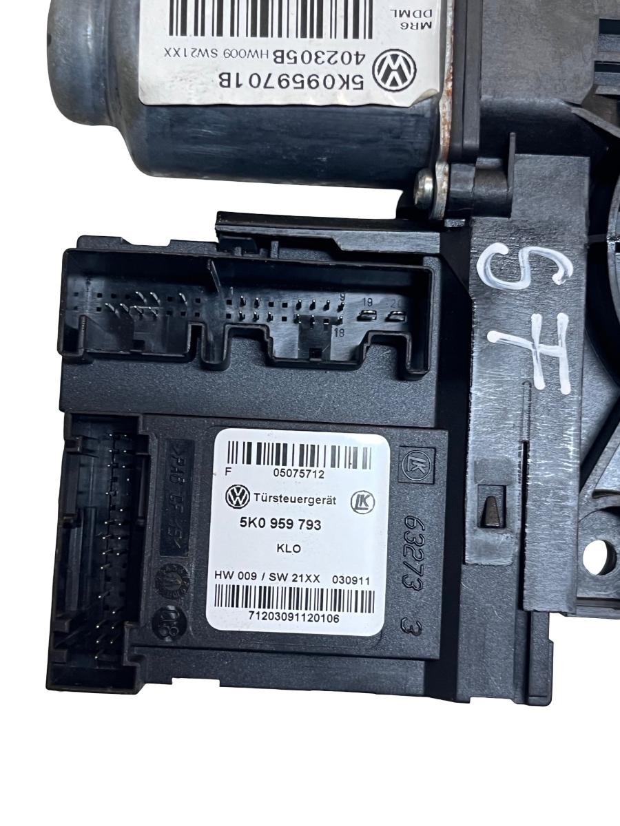 Motoras geam stanga fata VOLKSWAGEN GOLF VI 5K1 2008 - 2013 5K0959793 5K0959701B – foto 2