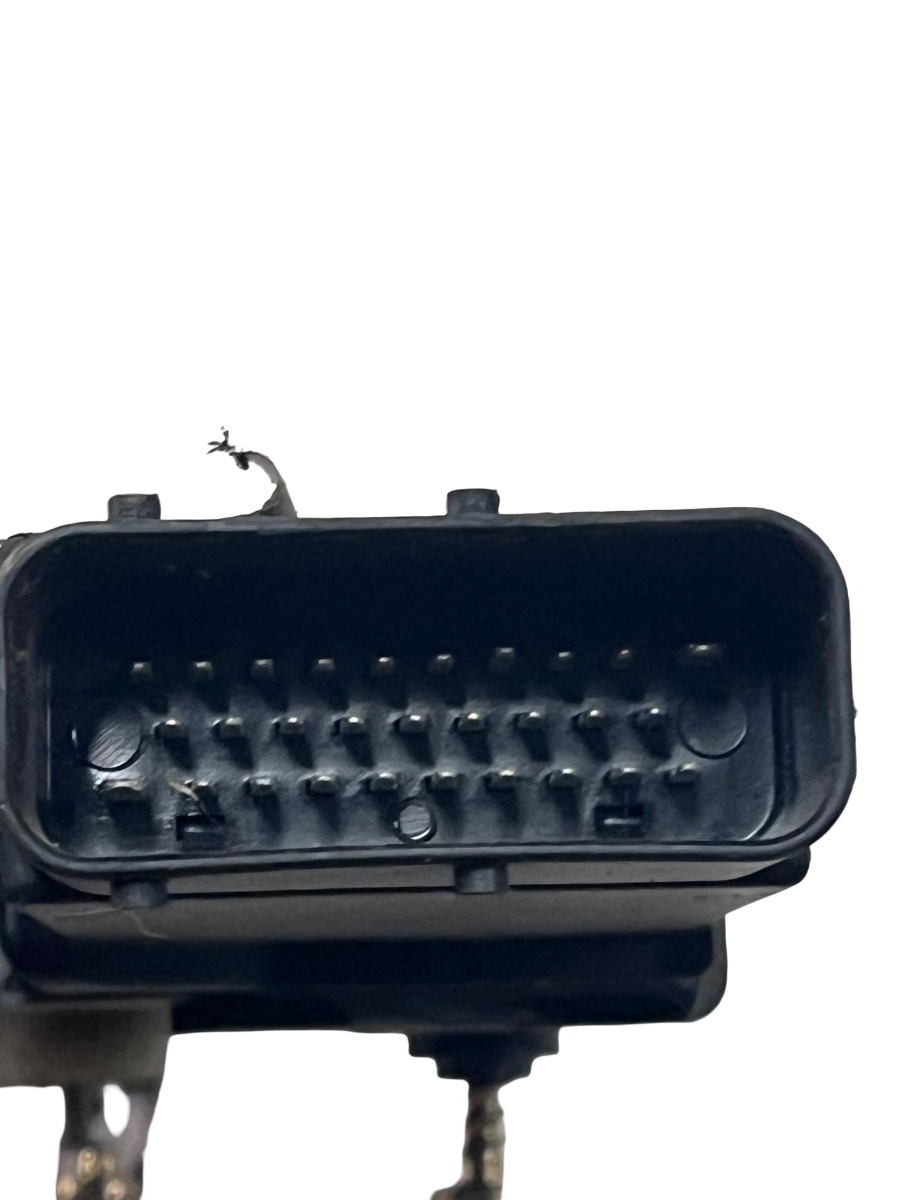 Motoras geam stanga fata VOLKSWAGEN PASSAT 3B3 2000 - 2005 0130821695 – foto 4