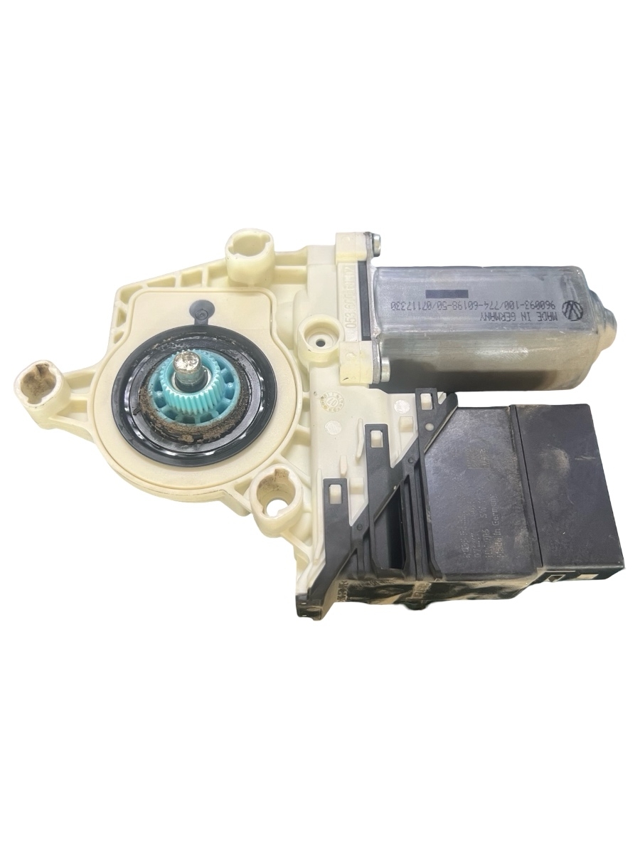 Motoras geam stanga spate VOLKSWAGEN GOLF V Variant 1K5 2007 - 2009 TDI BLS, BXE 973624-106 1K0959703P – foto 2