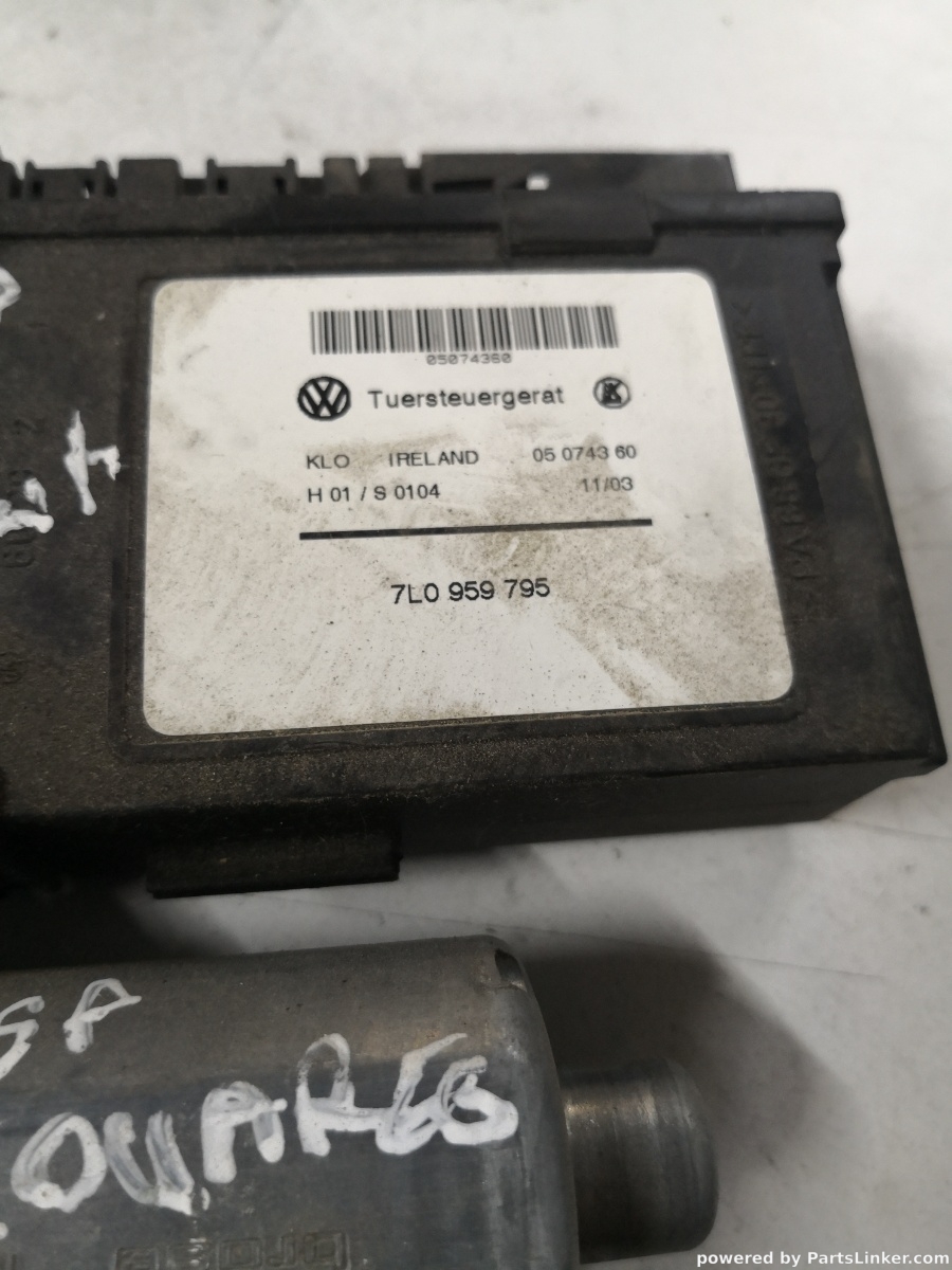 Motoras geam stanga spate VOLKSWAGEN TOUAREG 7LA, 7L6, 7L7 2002 - 2013 7l0959795 – foto 2