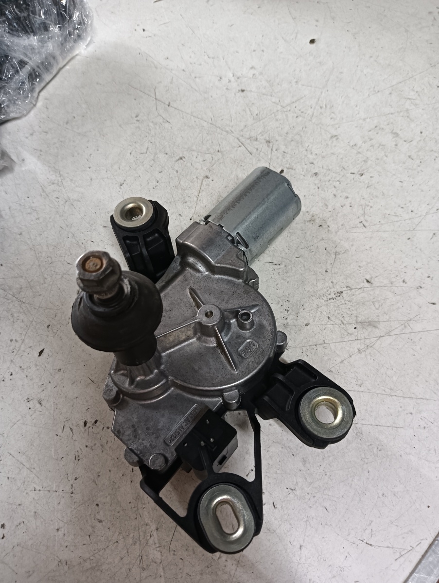 Motoras haion VOLKSWAGEN GOLF VI (5K1) [ 2008 - 2013 ] – foto 2