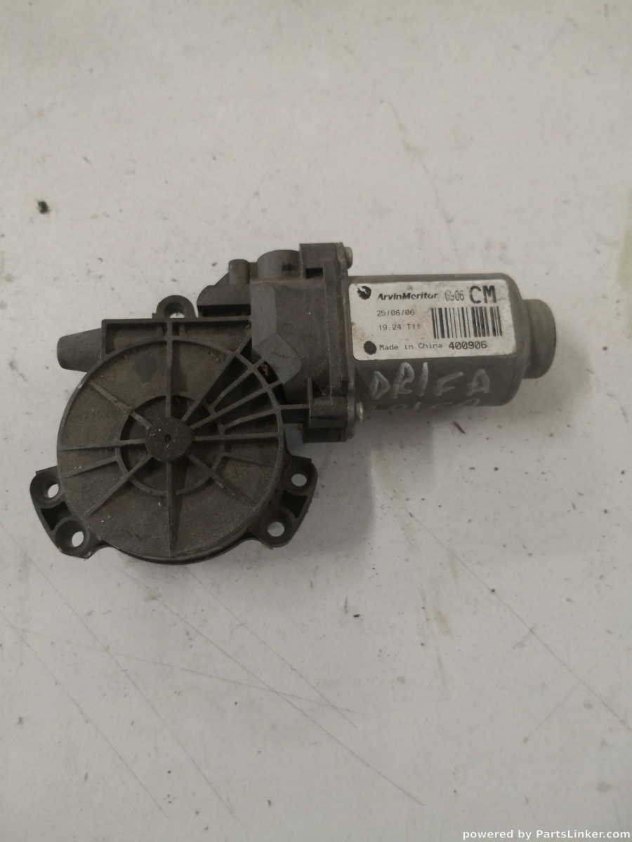 Motoras macara geam dreapta fata HYUNDAI SANTA FE II (CM) [ 2005 - 2012 ] OEM 400906