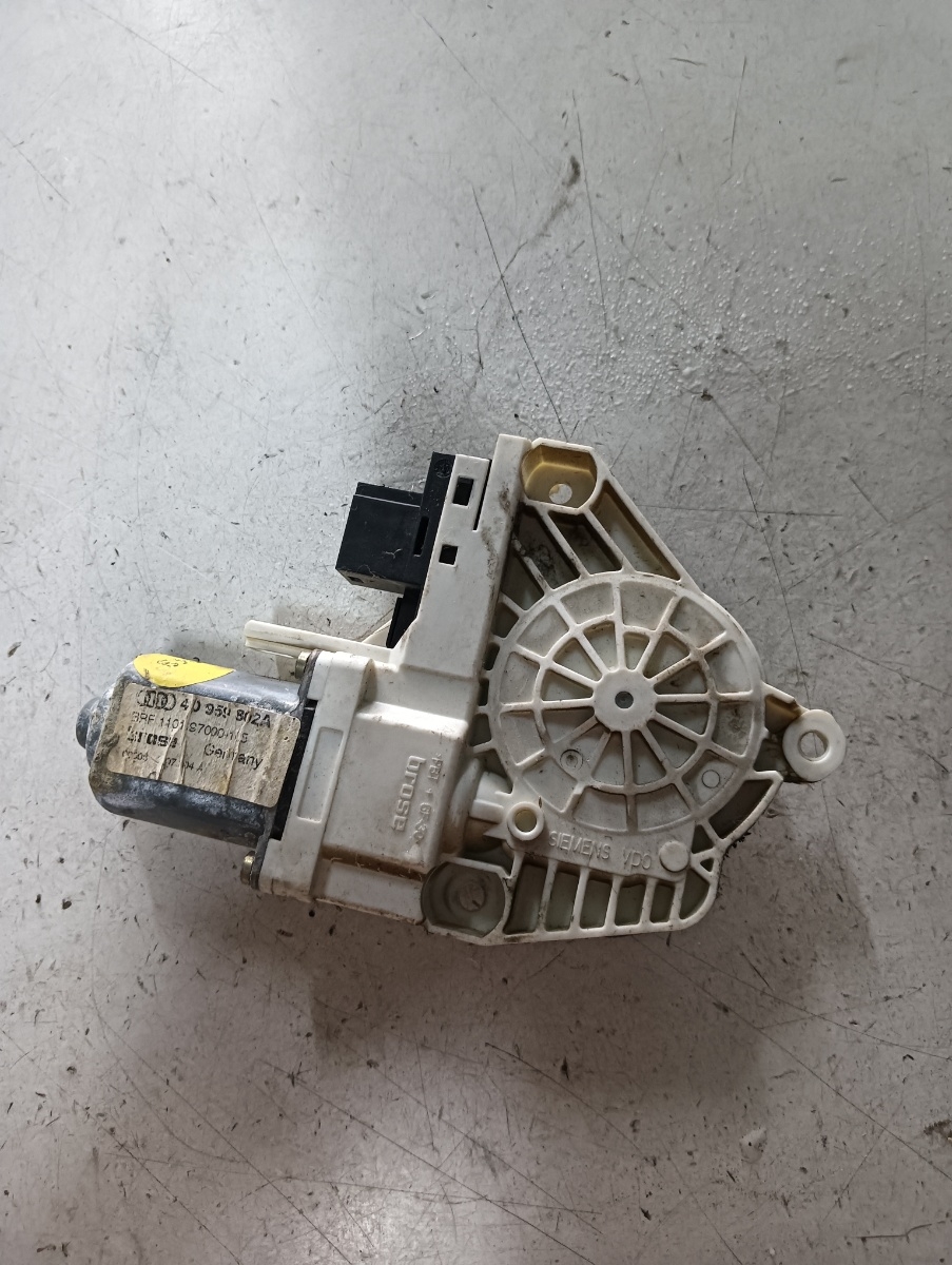 Motoras macara geam dreapta spate AUDI A6/S6 III Saloon (4F2, C6) [ 2004 - 2011 ] OEM 4f0959802a – foto 2