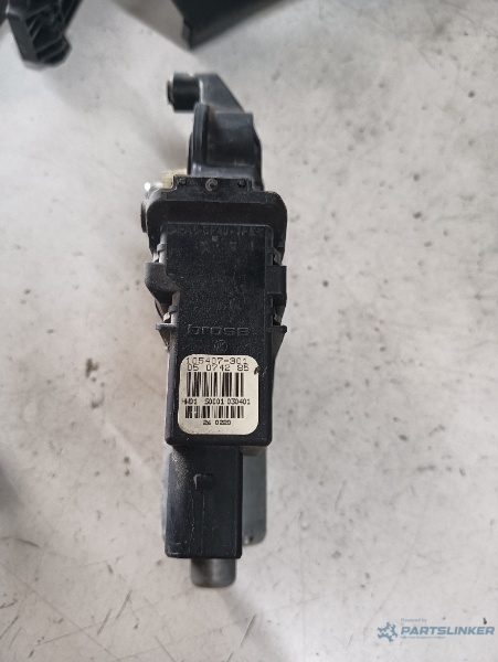 Motoras macara geam dreapta spate AUDI A6/S6 IV Saloon (4G2, C7, 4GC) [ 2010 - 2018 ] OEM 105407301 – foto 2