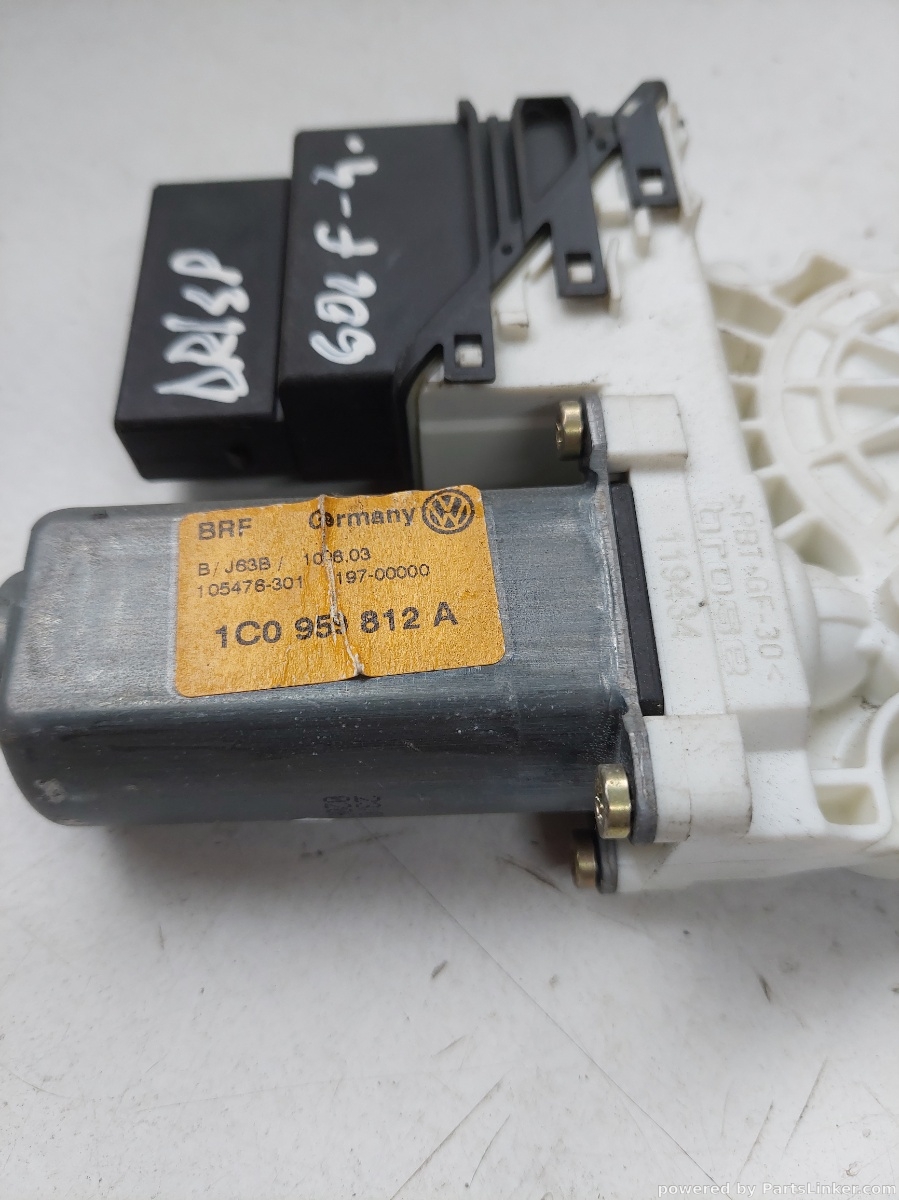 Motoras macara geam dreapta spate VOLKSWAGEN GOLF IV (1J1) [ 1997 - 2007 ] OEM 1c0956812a – foto 2
