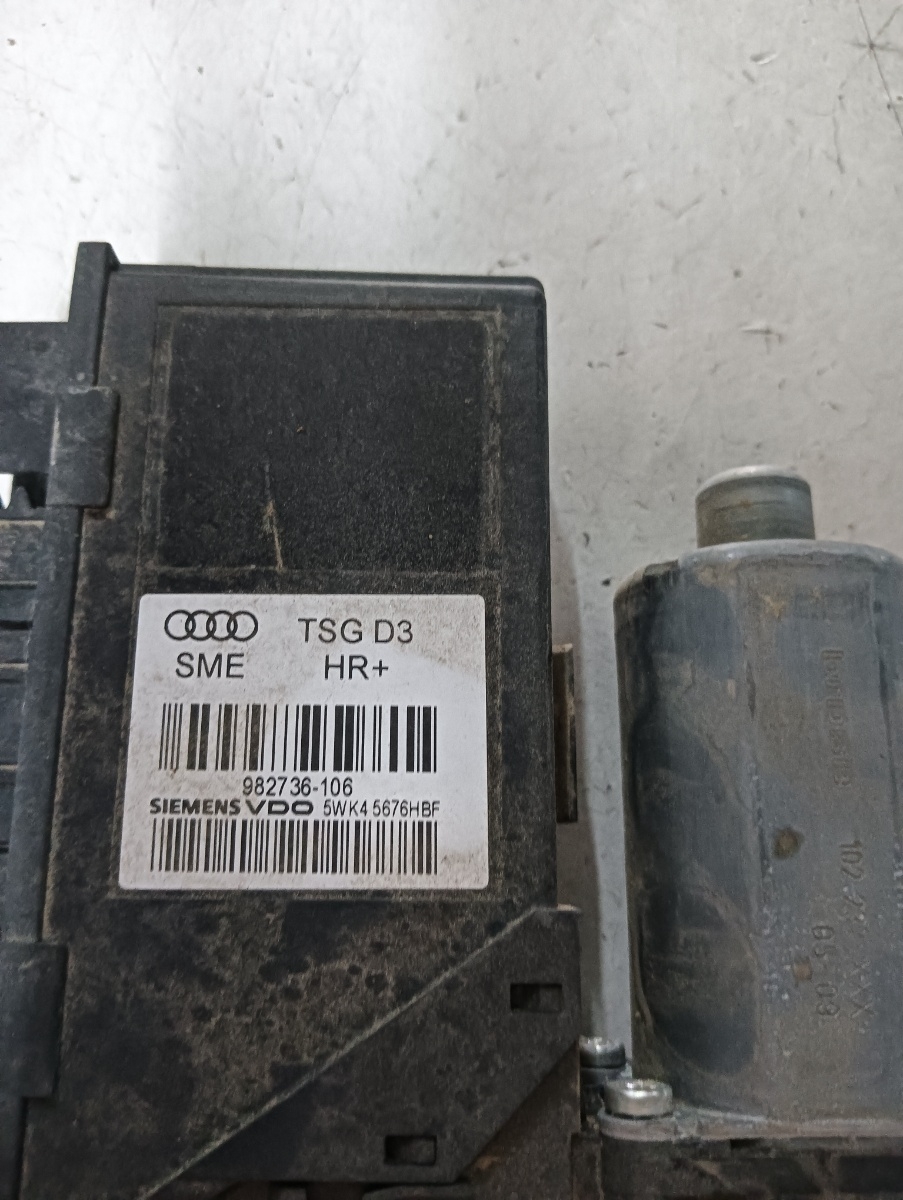 Motoras macara geam stanga fata AUDI A8 II (4E2, 4E8) [ 2002 - 2010 ] OEM 102237xxx – foto 2