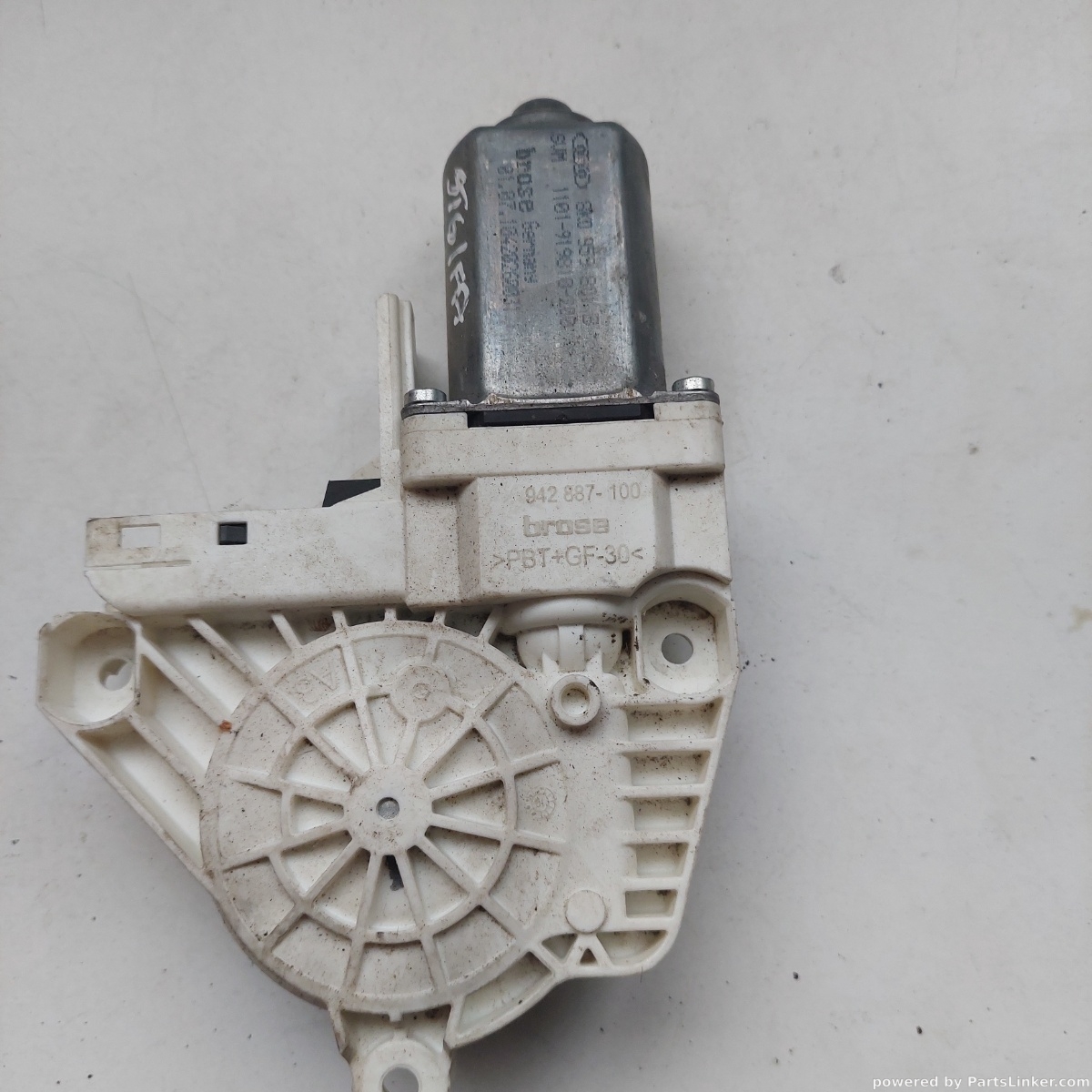 Motoras macara geam stanga fata AUDI A8 III (4H2, 4H8, 4HC, 4HL) [ 2009 - 2018 ] OEM 942887100