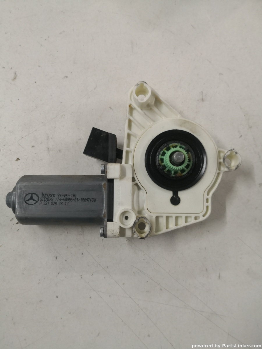 Motoras macara geam stanga fata MERCEDES-BENZ S-CLASS II (W221, C215) [ 2005 - 2013 ] OEM 0536010602