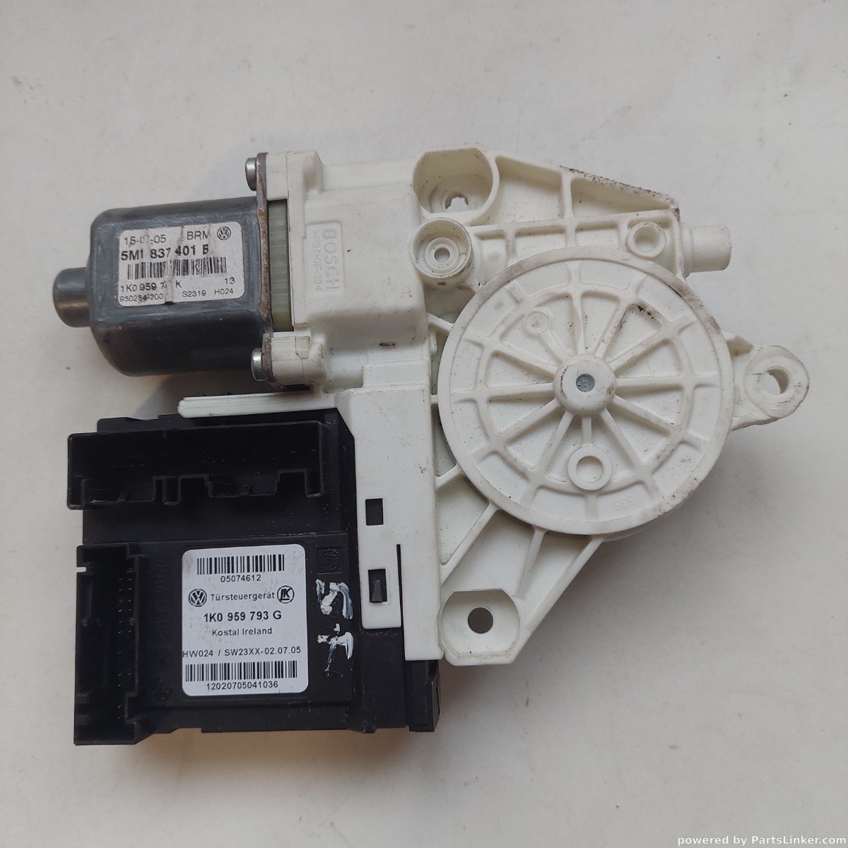 Motoras macara geam stanga fata VOLKSWAGEN PASSAT (3C2) [ 2005 - 2010 ] OEM 1k0959793g