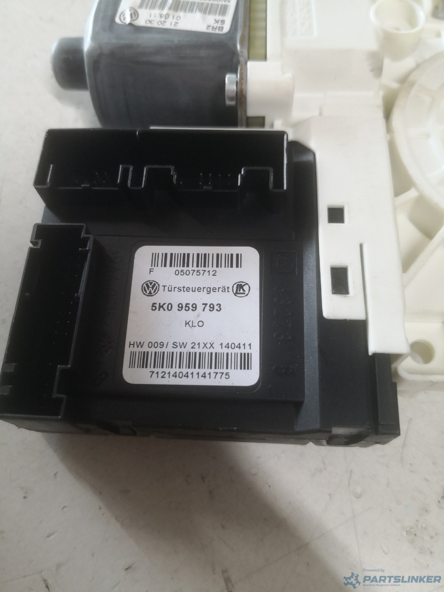 Motoras macara geam stanga fata VOLKSWAGEN TIGUAN (5N_) [ 2007 - > ] TDI 4motion (CBBB, CFGB) 125KW|170HP OEM 5k0959793 – foto 2