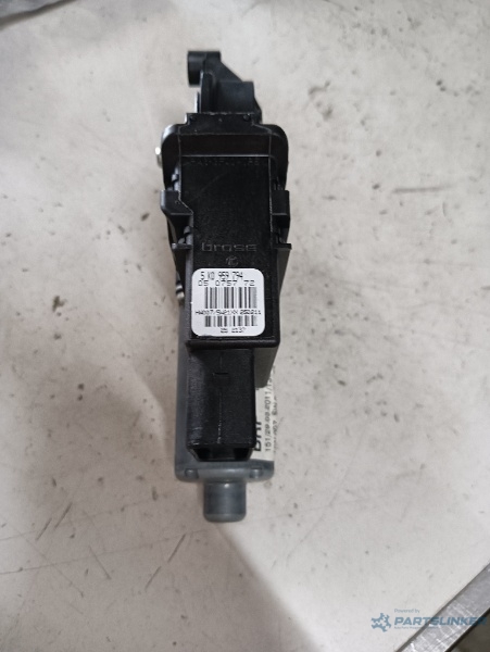 Motoras macara geam stanga spate VOLKSWAGEN GOLF VI (5K1) [ 2008 - 2013 ] OEM 5k0959794 – foto 2