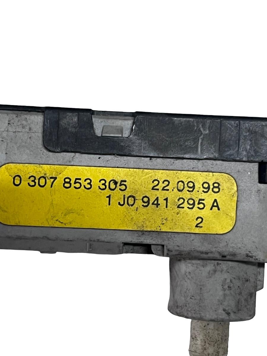 Motoras reglaj nivel faruri dreapta fata AUDI TT Roadster 8N9 1999 - 2006 VAG 0 307 853 304 – foto 2