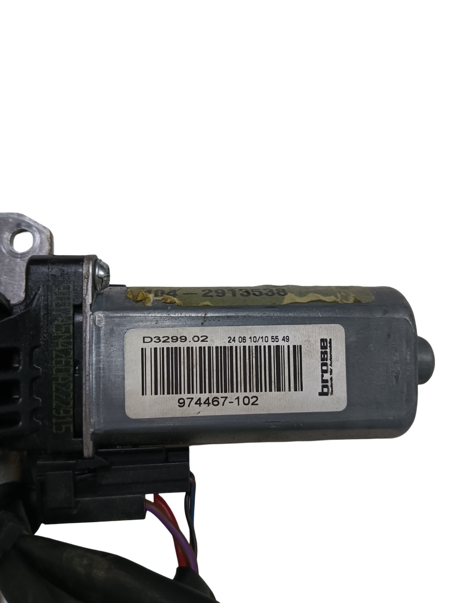 Motoras reglaj scaun dreapta fata AUDI A8 III 4H2, 4H8, 4HC, 4HL 2009 - 2018 974467102 – foto 2