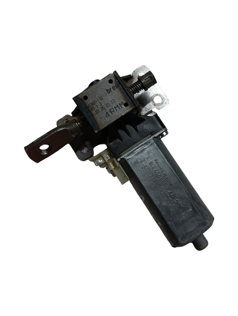 Motoras reglaj scaun dreapta fata VOLVO XC90 I 275 2002 - 2015 – foto 2