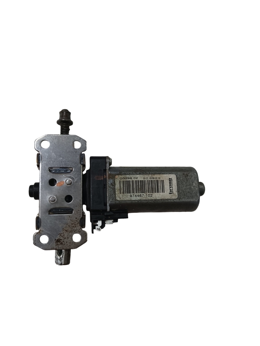 Motoras reglaj scaun stanga fata AUDI A8 III 4H2, 4H8, 4HC, 4HL 2009 - 2018 974467102 – foto 2