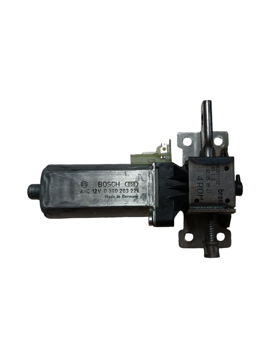 Motoras reglaj scaun stanga fata VOLVO XC90 I 275 2002 - 2015 – foto 2