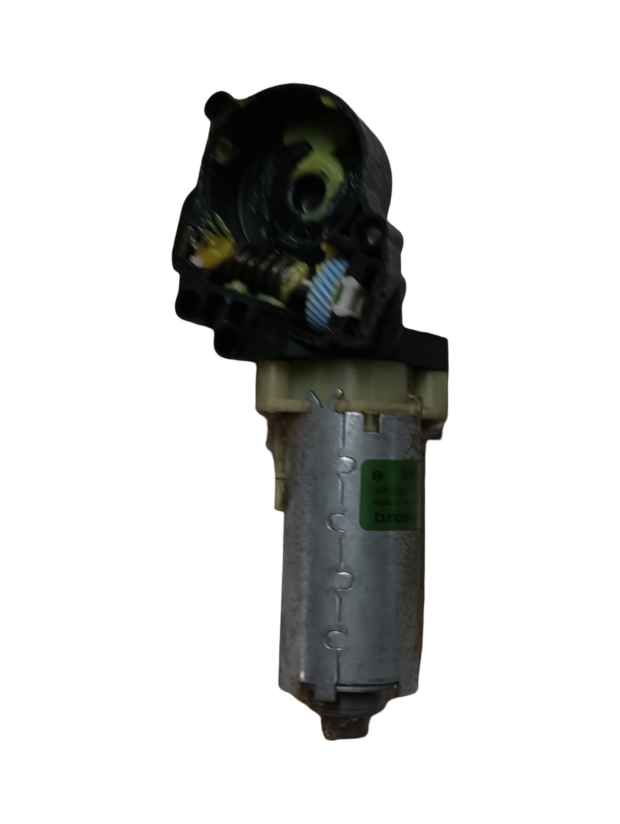Motoras reglaj scaun stanga fata VOLVO XC90 I 275 2002 - 2015 – foto 2