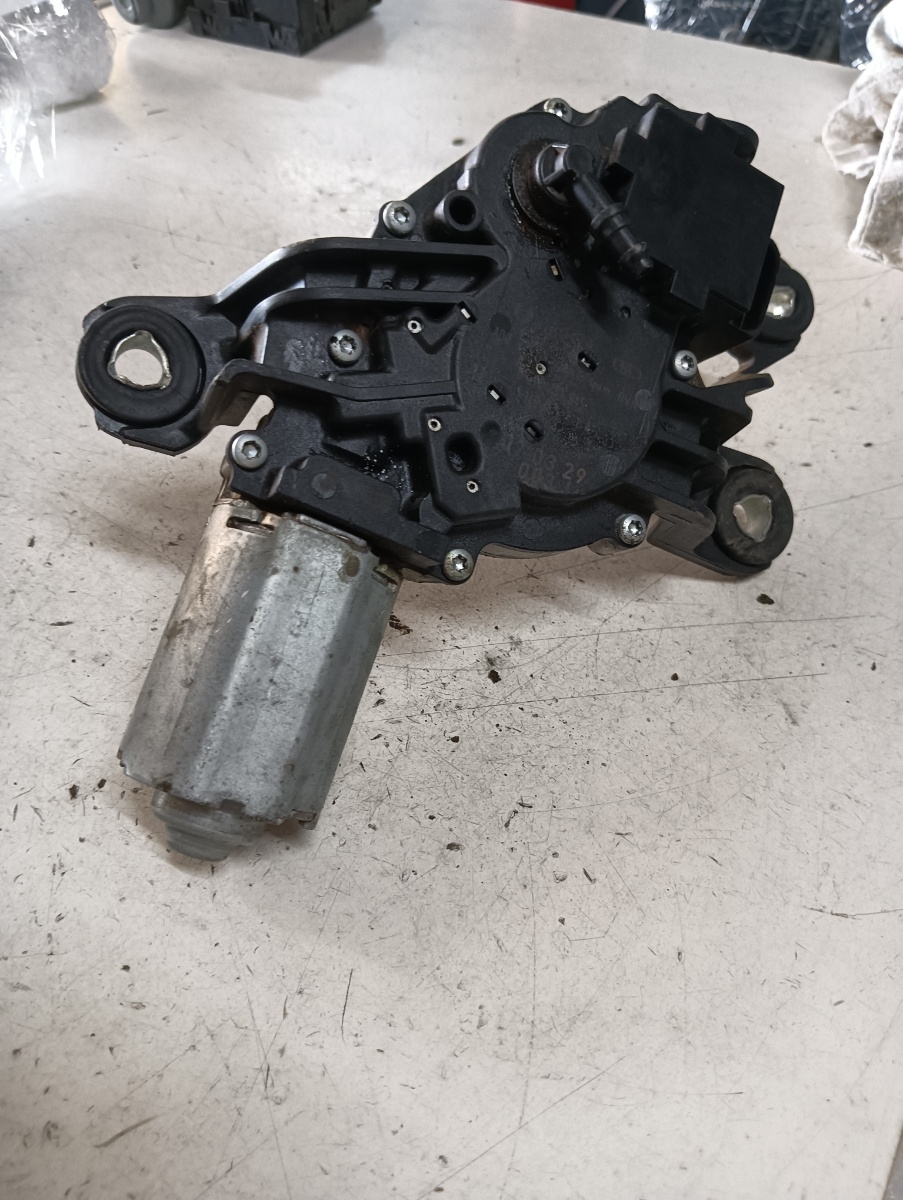 Motoras stergator haion  SKODA OCTAVIA II Combi (1Z5) [ 2004 - 2013 ] – foto 2